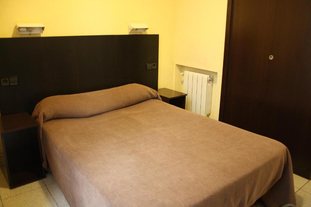 ברצלונה Hostal Baires מראה חיצוני תמונה