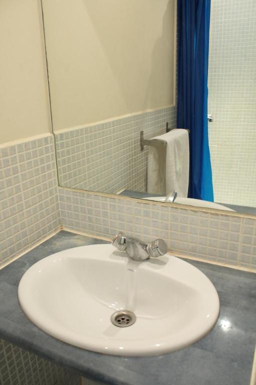 ברצלונה Hostal Baires חדר תמונה